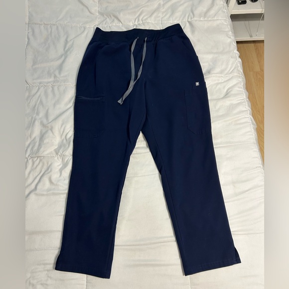 Figs scrub set color navy size large - Picture 3 of 8